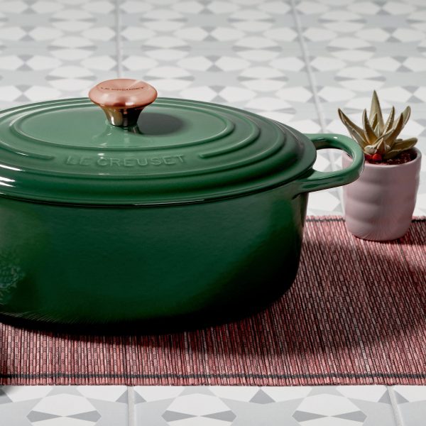 Le Creuset Signature Cast Iron 8-quart Artichaut Oval Dutch Oven with Copper Knob - Image 7
