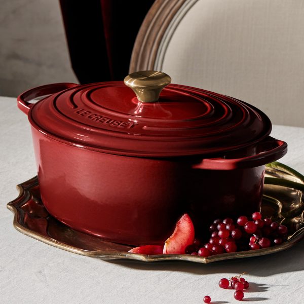 Le Creuset Signature Cast Iron 8-quart Rhone Oval Dutch Oven - Image 3