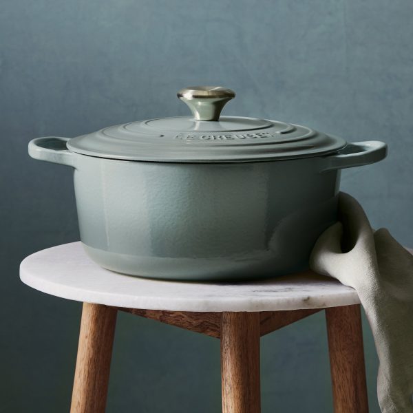 Le Creuset Signature Cast Iron 5.5-quart Sea Salt Round Dutch Oven - Image 9