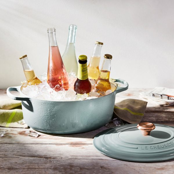 Le Creuset Signature Cast Iron 8-quart Sea Salt Oval Dutch Oven with Copper Knob - Image 5