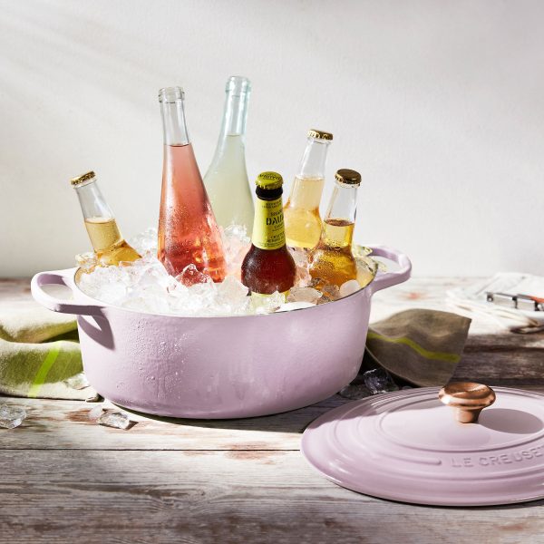 Le Creuset Signature Cast Iron 8-quart Shallot Oval Dutch Oven with Copper Knob - Image 4