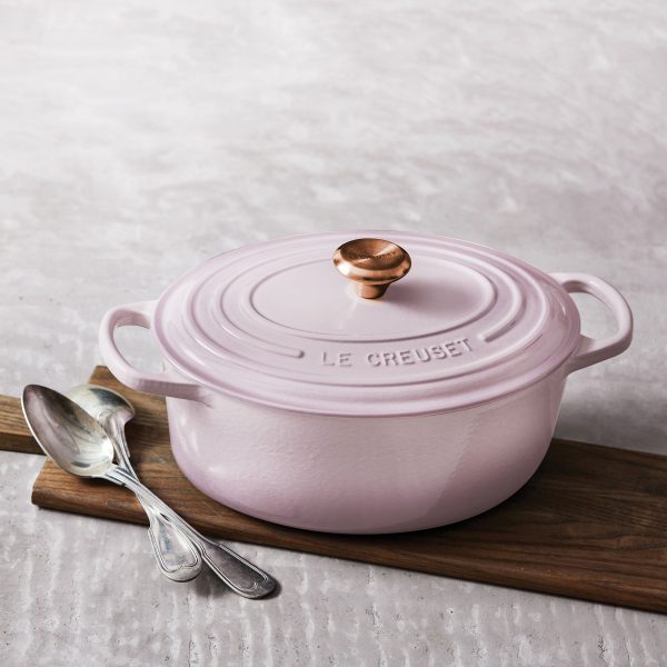 Le Creuset Signature Cast Iron 8-quart Shallot Oval Dutch Oven with Copper Knob - Image 2