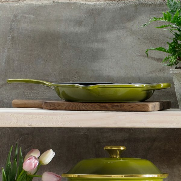 Le Creuset Signature Cast Iron 10.25" Olive Skillet - Image 5