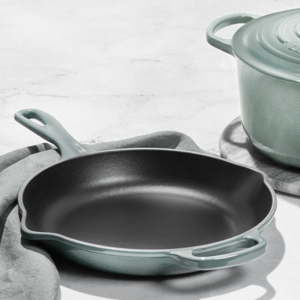 Le Creuset Signature Cast Iron 10.25" Sea Salt Iron Handle Skillet - Image 4