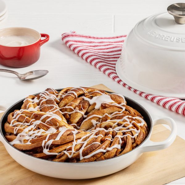 Le Creuset Signature Cast Iron 9.5" White Bread Oven - Image 2