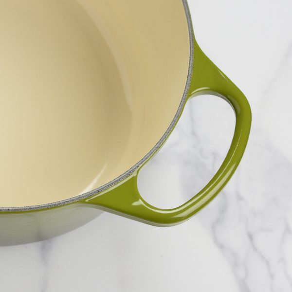 Le Creuset Signature Cast Iron 8-quart Olive Oval Dutch Oven - Image 5