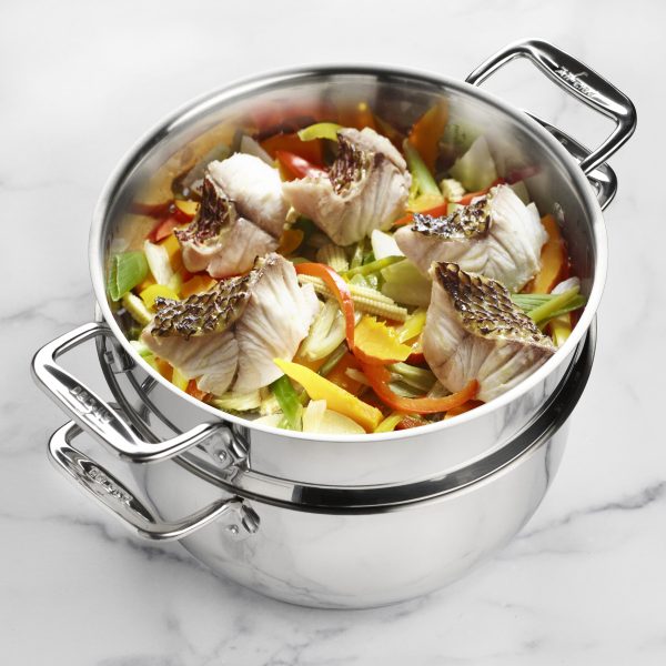 All-Clad 5-quart Steaming Pot - Image 3