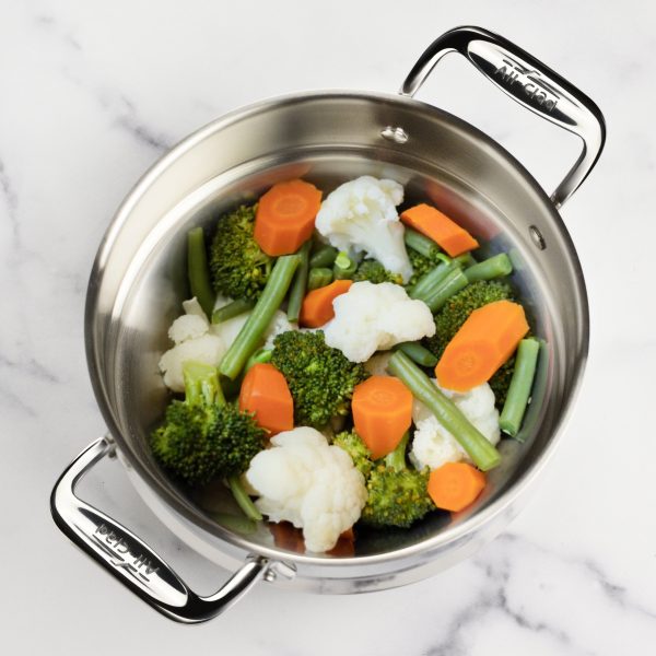 All-Clad 3-quart Steamer Insert with Lid - Image 5