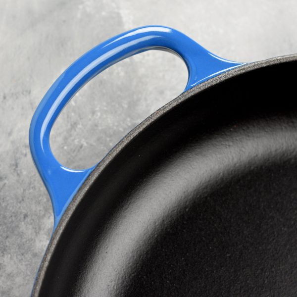Le Creuset Cast Iron 10.25" Marseille Fry Pan with Wood Handle - Image 4