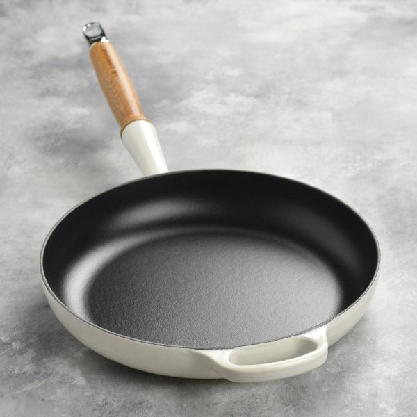 Le Creuset Cast Iron 10.25" White Fry Pan with Wood Handle - Image 7