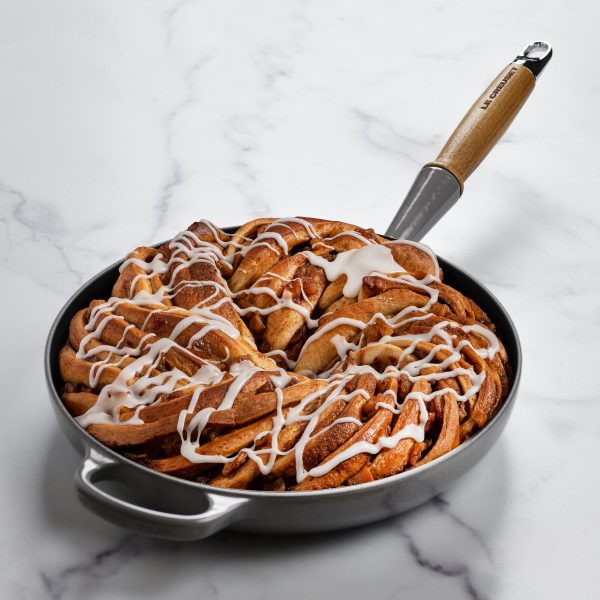 Le Creuset Cast Iron 10.25" Oyster Fry Pan with Wood Handle - Image 2