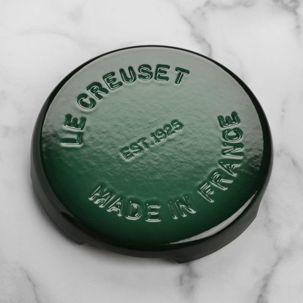 Le Creuset Signature Cast Iron 8.8" Artichaut Round Trivet - Image 7