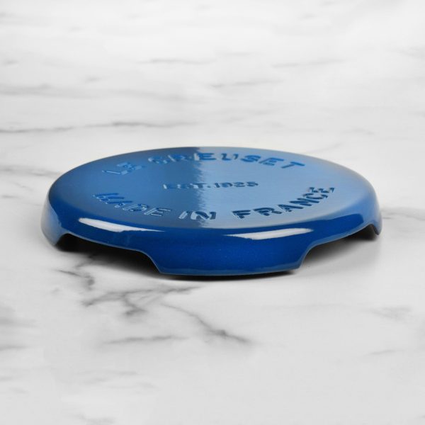Le Creuset Signature Cast Iron 8.8" Marseille Round Trivet - Image 3