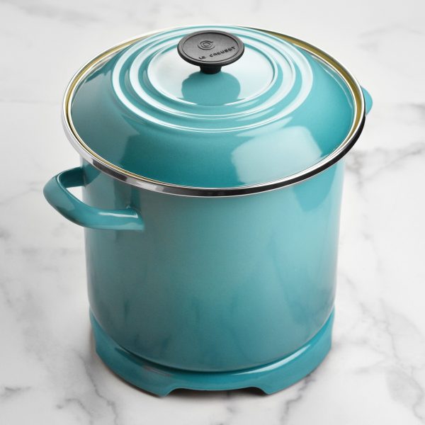 Le Creuset Signature Cast Iron 8.8" Caribbean Round Trivet - Image 6