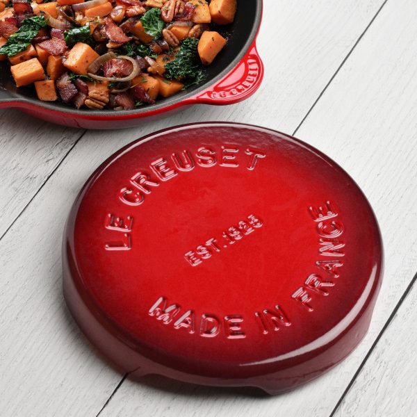 Le Creuset Signature Cast Iron 8.8" Cerise Round Trivet - Image 7