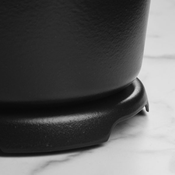 Le Creuset Signature Cast Iron 8.8" Licorice Round Trivet - Image 5