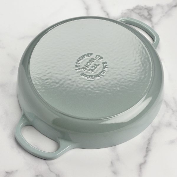 Le Creuset Signature Cast Iron 11" Sea Salt Everyday Pan - Image 5