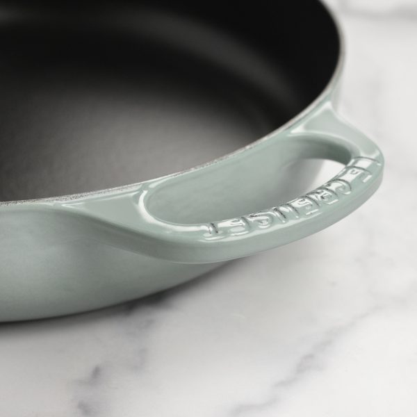 Le Creuset Signature Cast Iron 11" Sea Salt Everyday Pan - Image 6