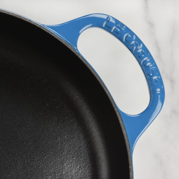 Le Creuset Signature Cast Iron 11" Marseille Everyday Pan - Image 4
