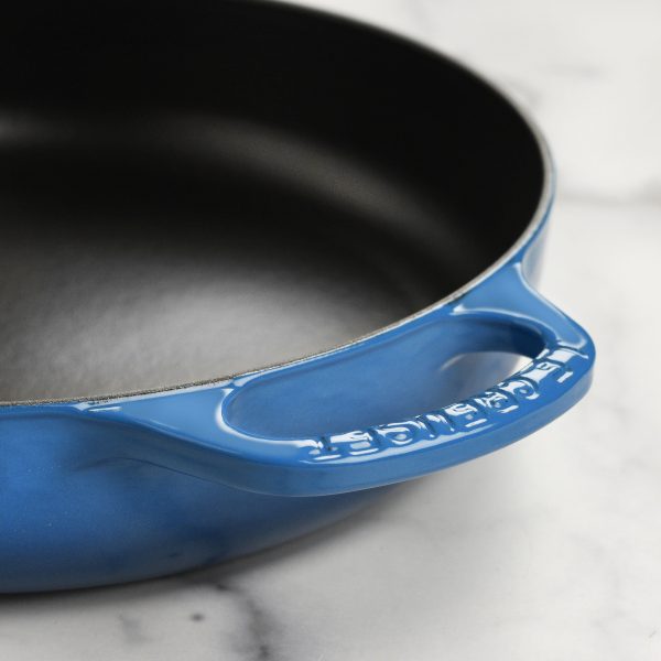 Le Creuset Signature Cast Iron 11" Marseille Everyday Pan - Image 7
