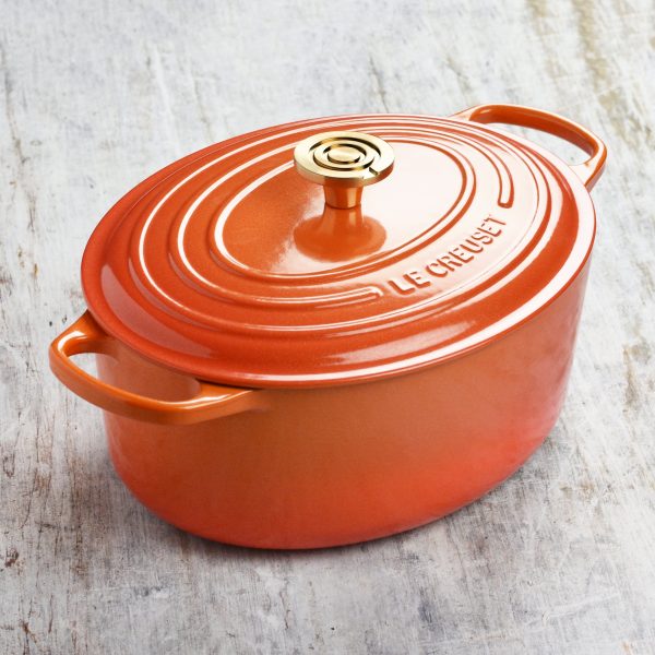 Le Creuset Signature Cast Iron 6.75-quart Flamme Doree Oval Dutch Oven - Image 3