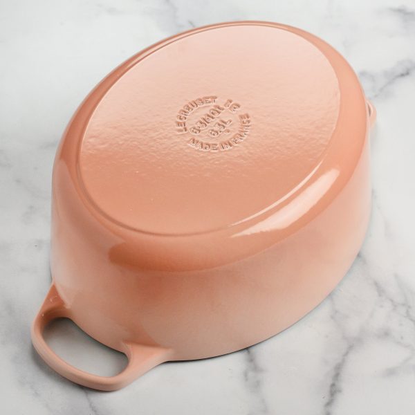Le Creuset Signature Cast Iron 6.75-quart Peche Oval Dutch Oven - Image 3