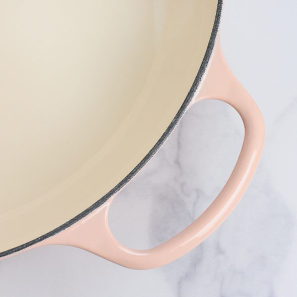Le Creuset Signature Cast Iron 5-quart Peche Braiser - Image 4