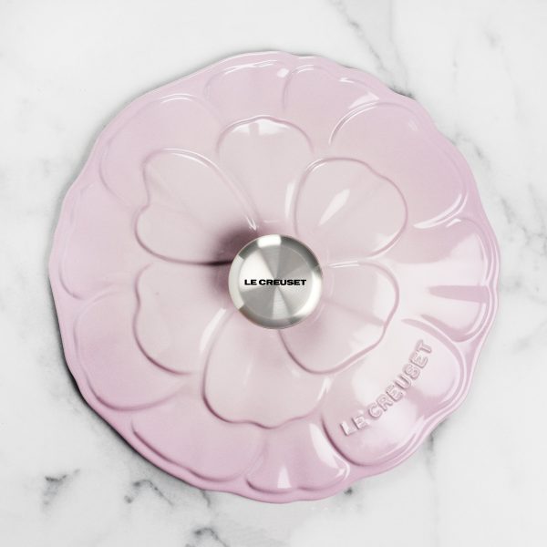 Le Creuset Signature Cast Iron 2.25-quart Shallot Petal Braiser - Image 7