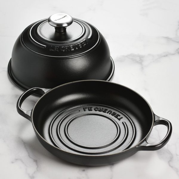 Le Creuset Signature Cast Iron 9.5" Licorice Bread Oven - Image 3