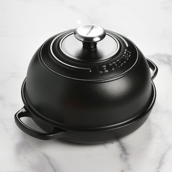 Le Creuset Signature Cast Iron 9.5" Licorice Bread Oven - Image 6