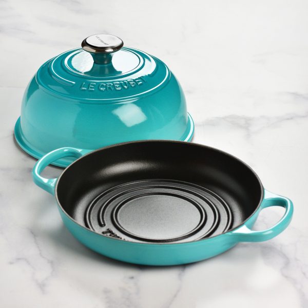 Le Creuset Signature Cast Iron 9.5" Caribbean Bread Oven - Image 3