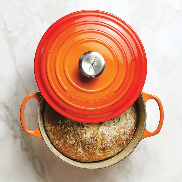 Le Creuset Signature Cast Iron 5.5-quart Flame Round Dutch Oven - Image 7