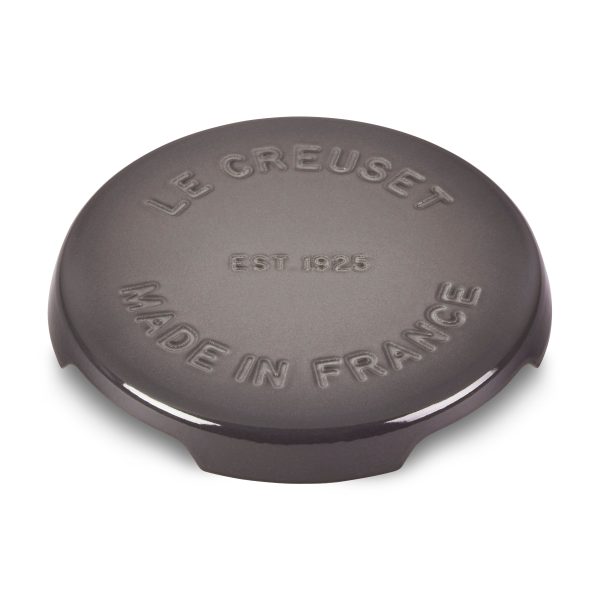 Le Creuset Signature Cast Iron 8.8" Oyster Round Trivet
