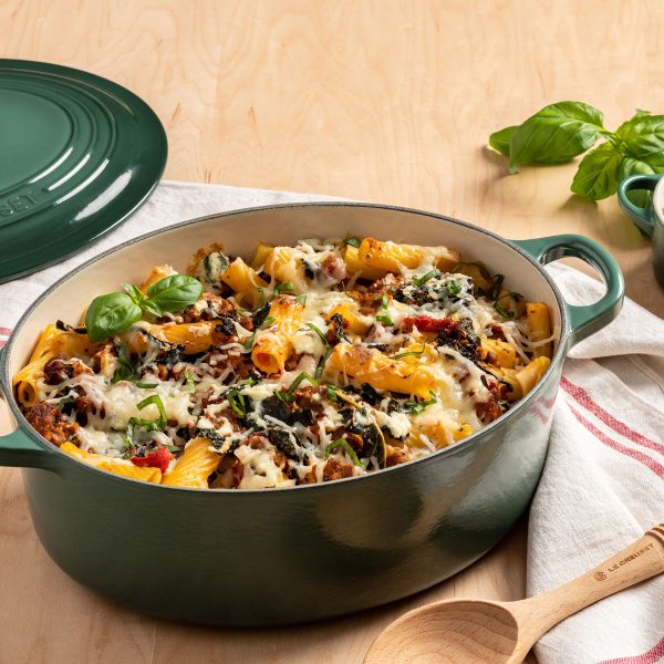 Le Creuset Signature Cast Iron 6.75-quart Artichaut Oval Dutch Oven - Image 2