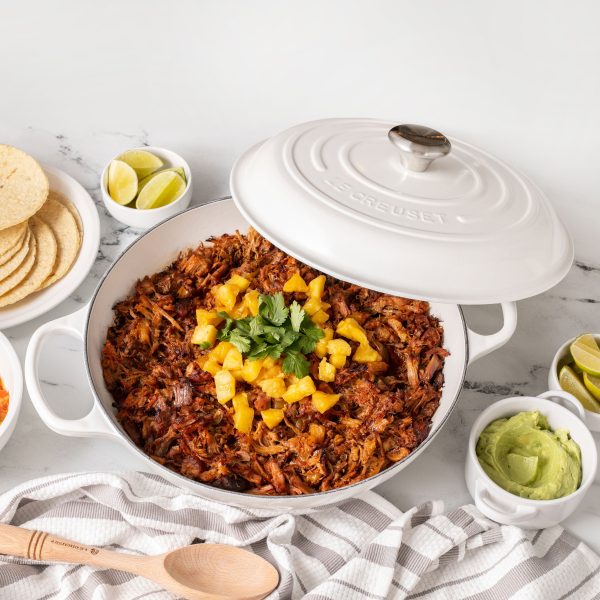 Le Creuset Signature Cast Iron 3.5-quart White Braiser - Image 2